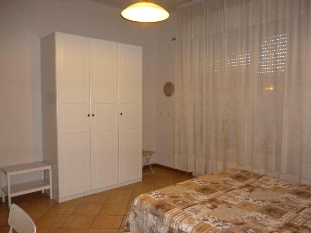 Eurotravel Bed And Car Ξενοδοχείο Lastra a Signa Δωμάτιο φωτογραφία